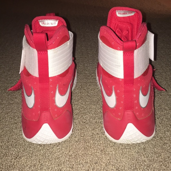 Lebron Soldier  Ten - Picture 3 of 5